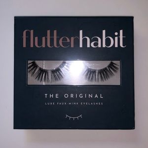 Flutter Habit False Lashes